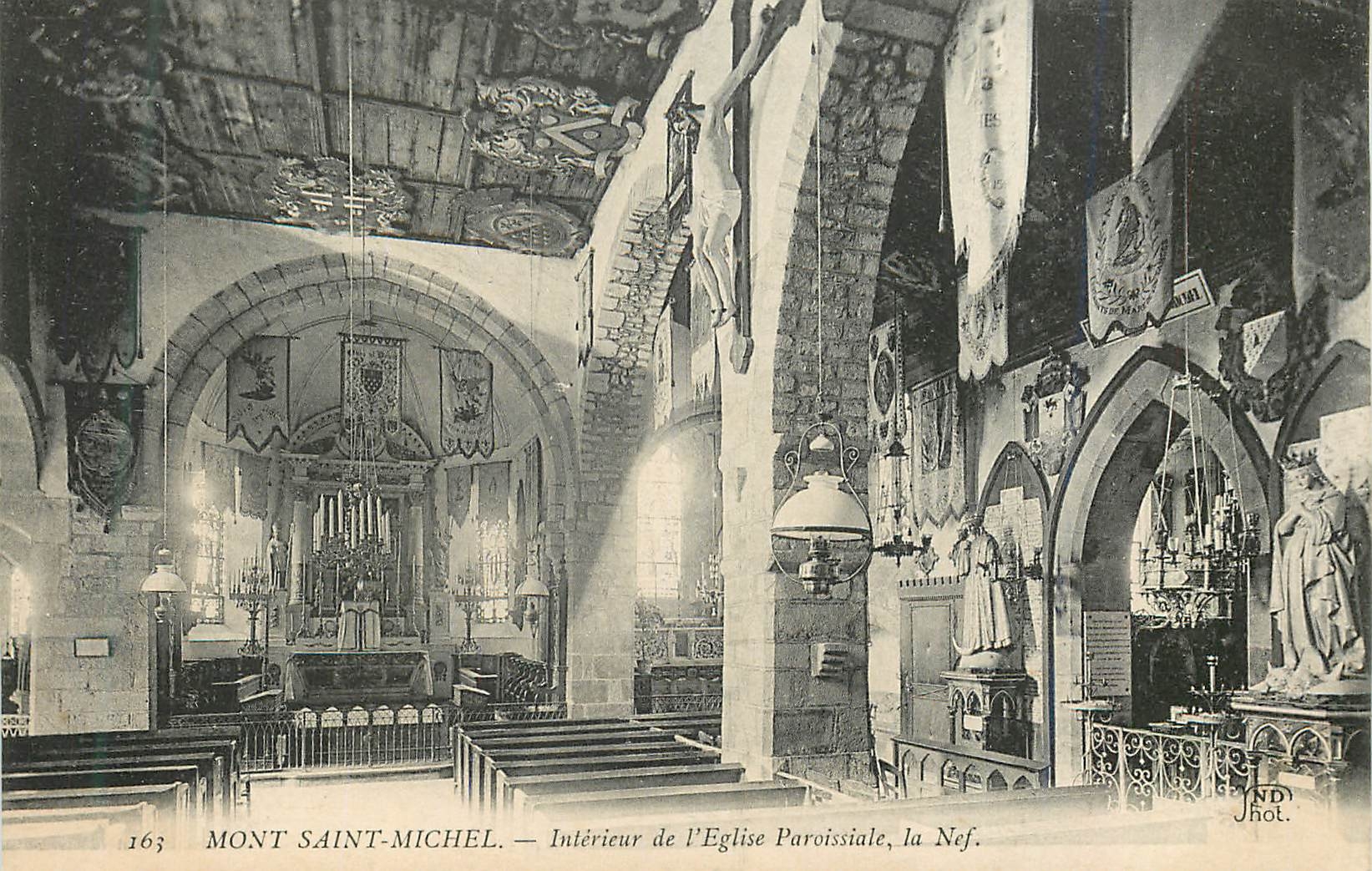 CPA Mont Saint Michel Interieur de l'Eglise Paroissiale La Nef