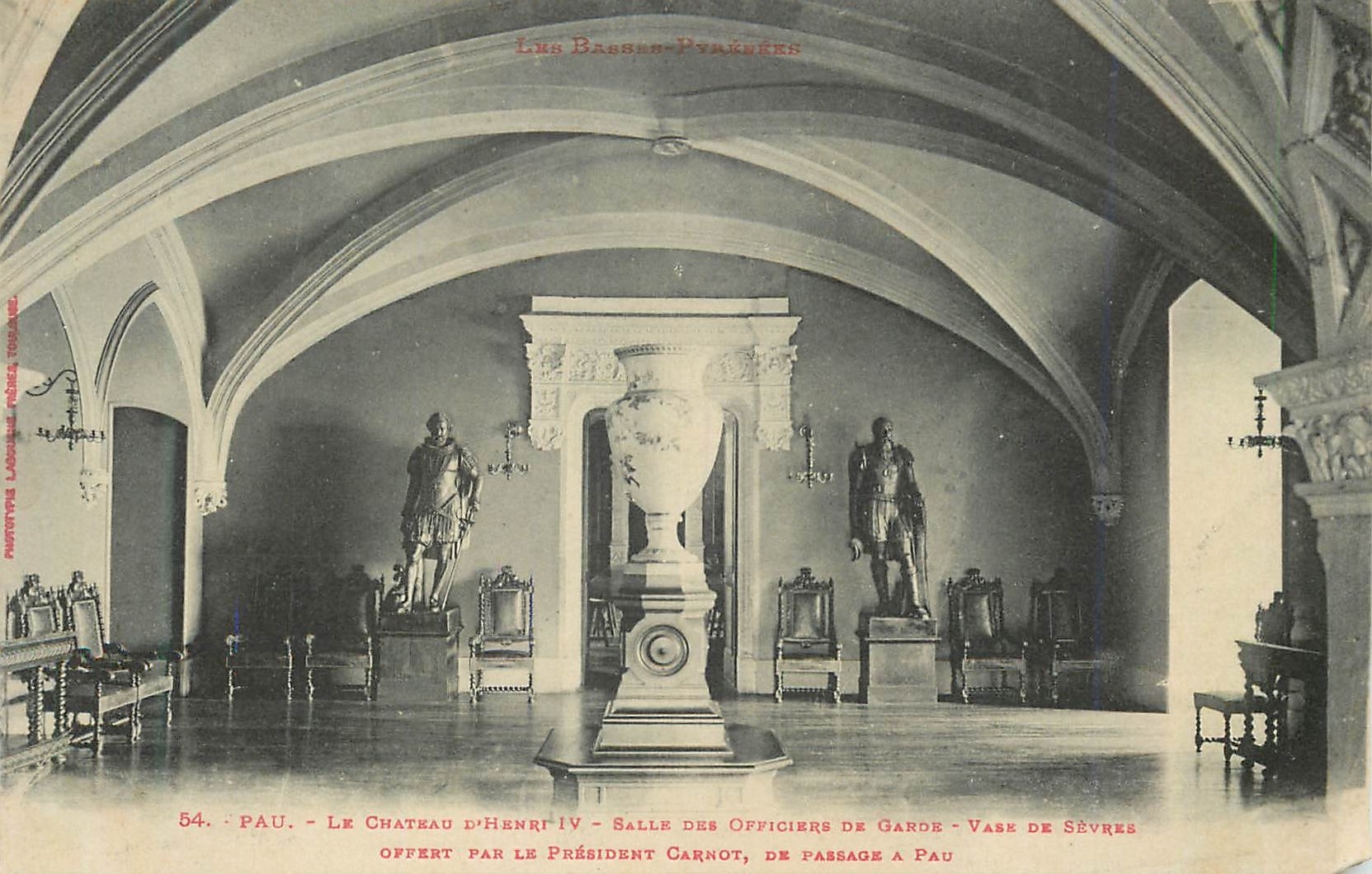 Pau - The Castle of Henri IV - Room of the Guards' Officers - Sèvres Vase