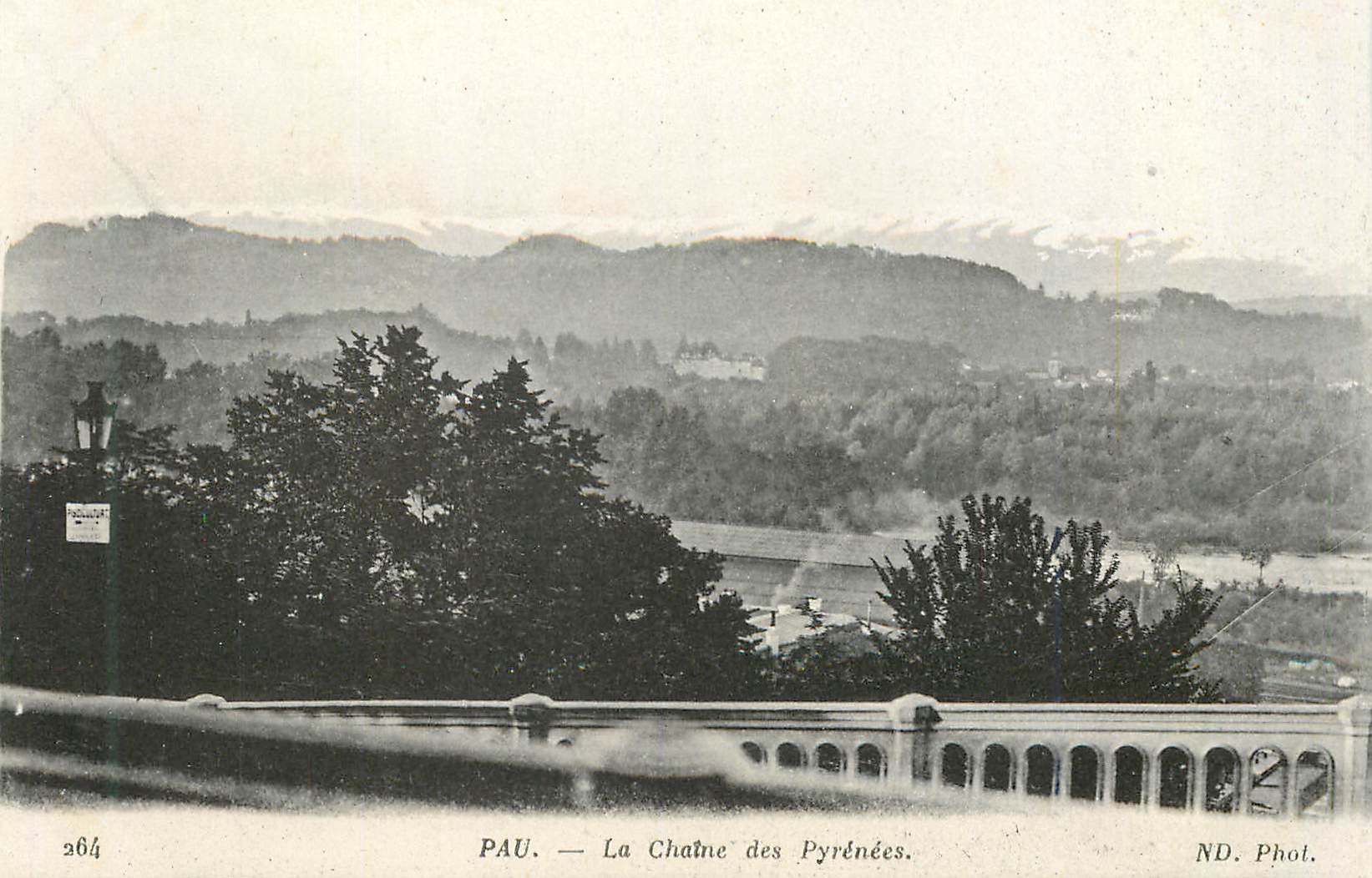 CPA Pau La Chaine des Pyrenees