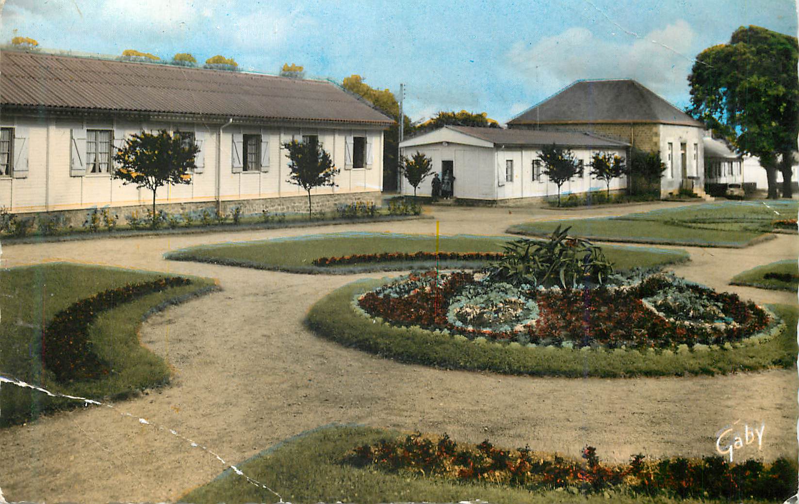 CPM La Ferte Mace (Orne) L'Etablissement de Cures et les Jardins