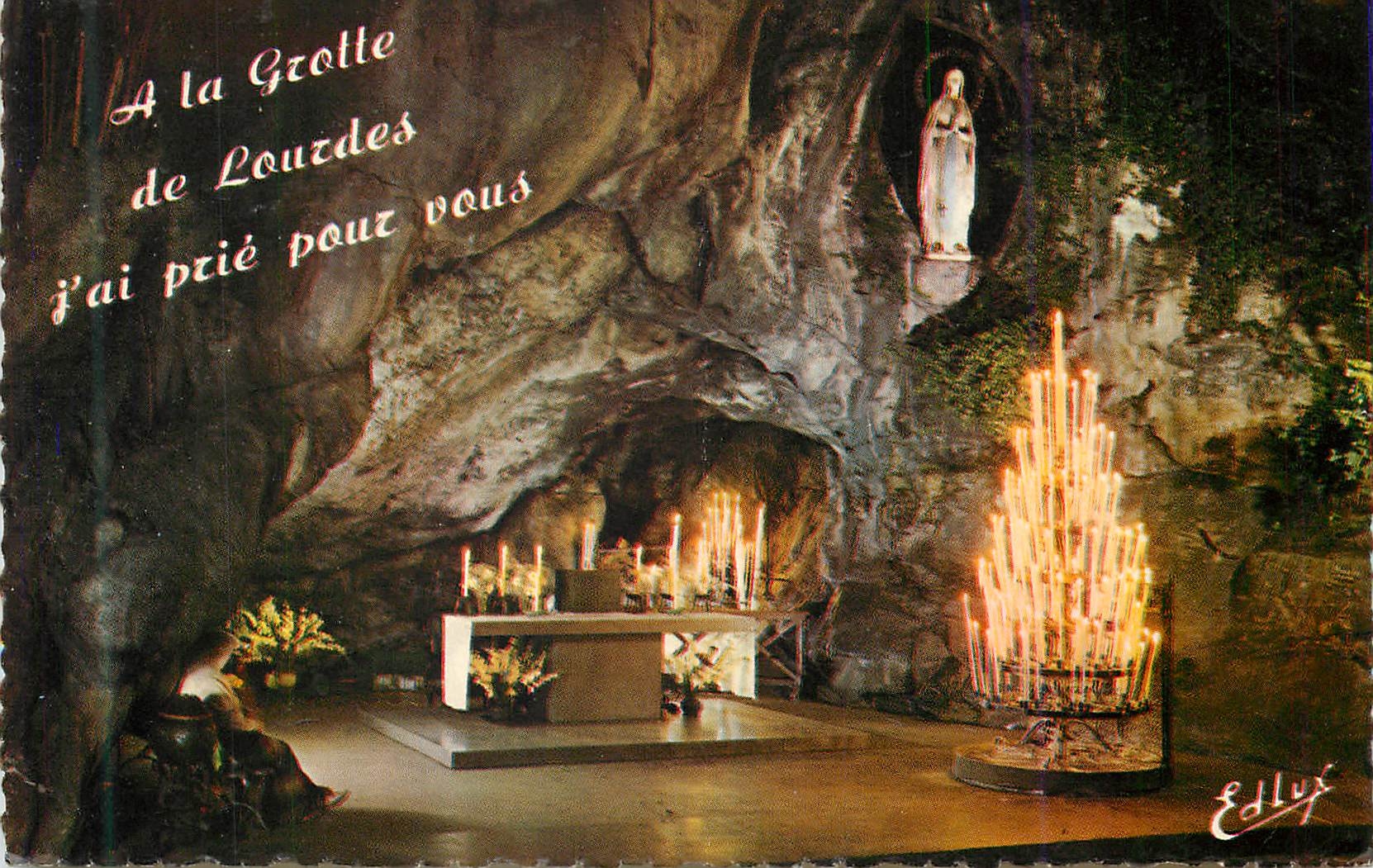 CPM Lourdes La Grotte Miraculeuse