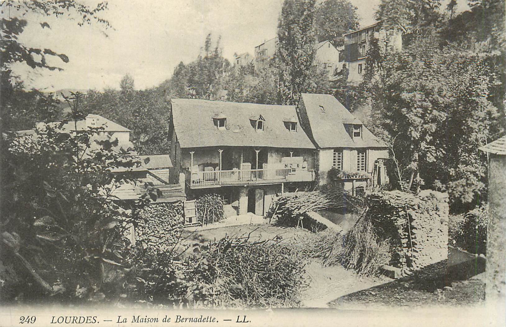 CPA Lourdes La Maison de Bernadette