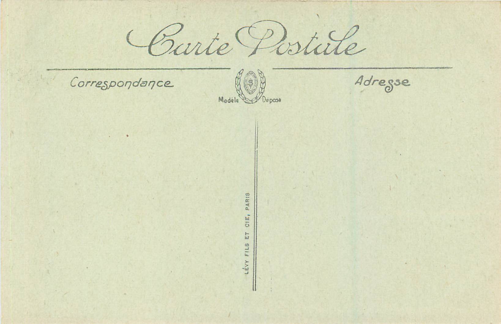 CPA Lourdes La Basilique et l'Abri du Pelerin — Verso