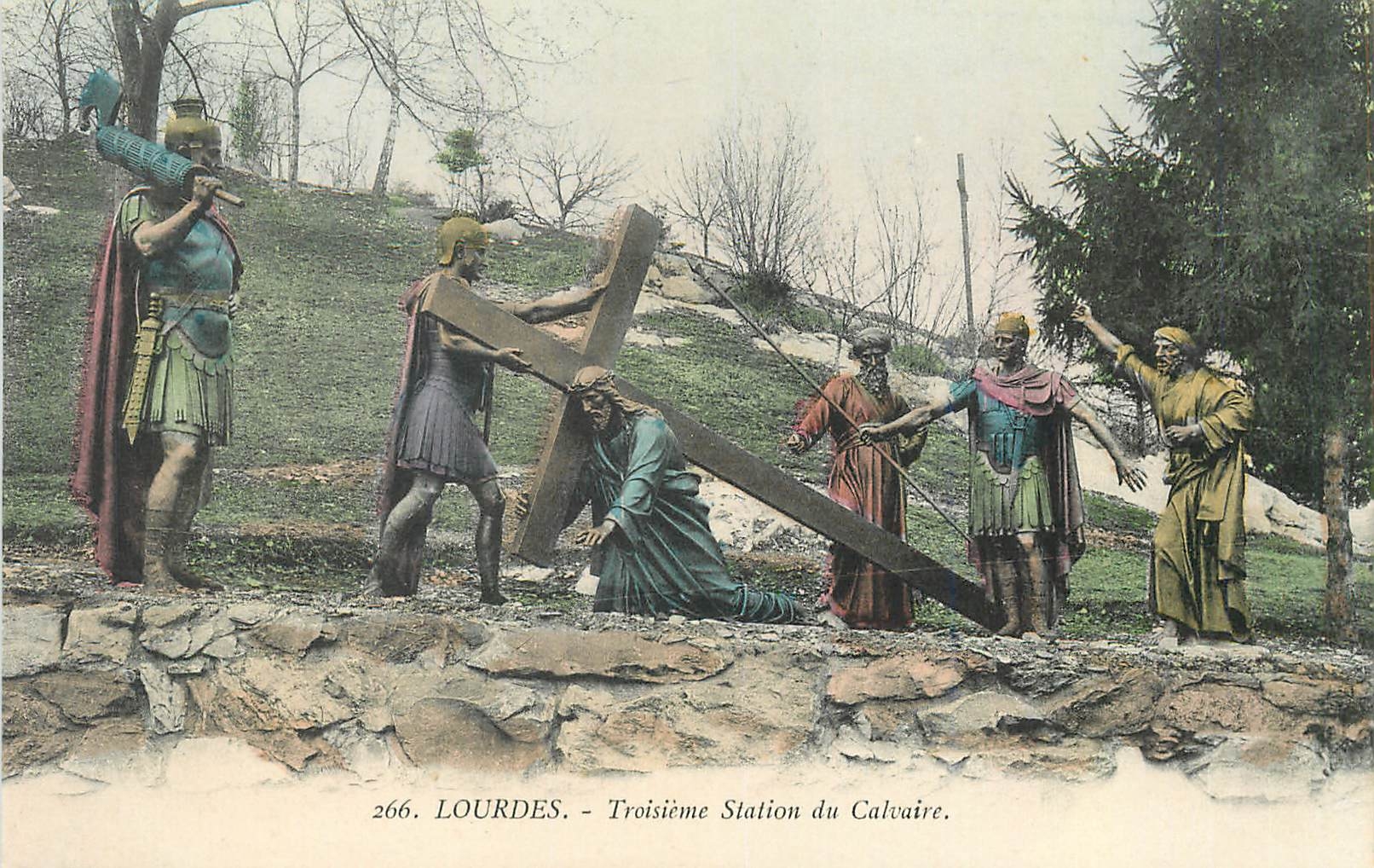 CPA Lourdes Troisieme Station du calvaire