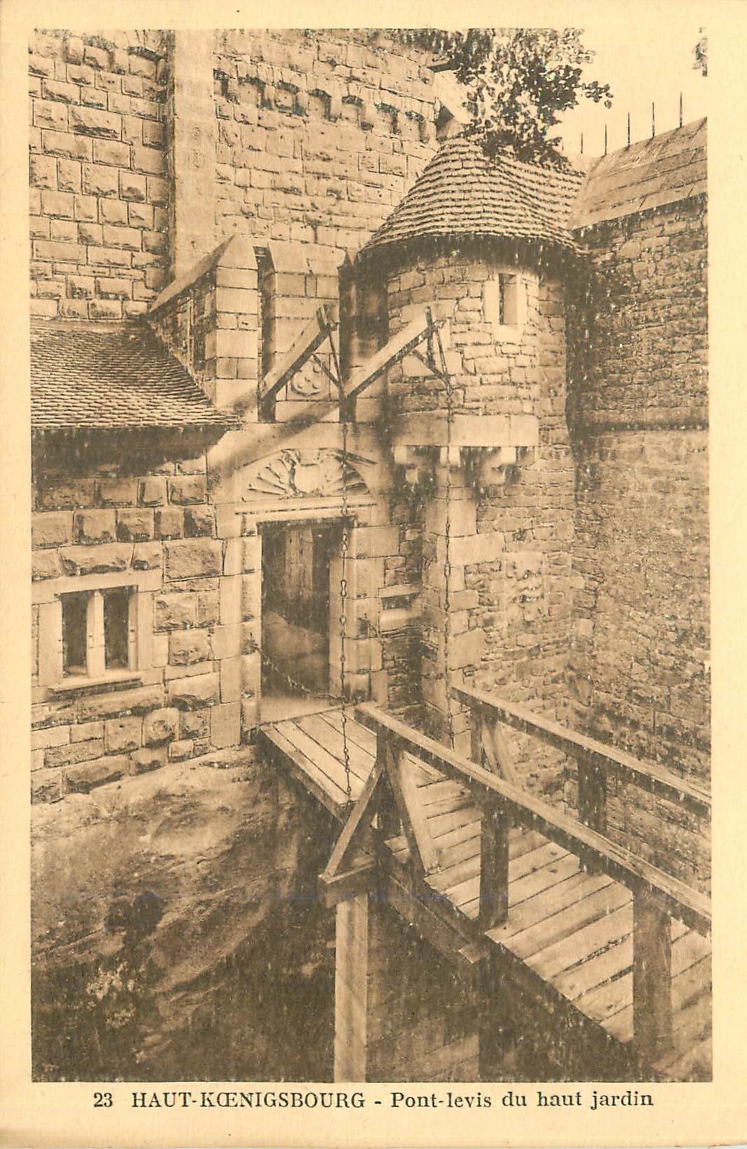 Haut-Kœnigsbourg — Pont-levis du haut jardin — Édition spéciale du Château