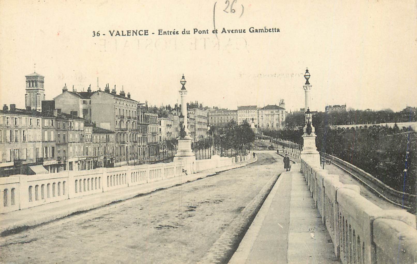 Valence - Entrée du Pont et Avenue Gambetta — éditeur inconnu, n° 36