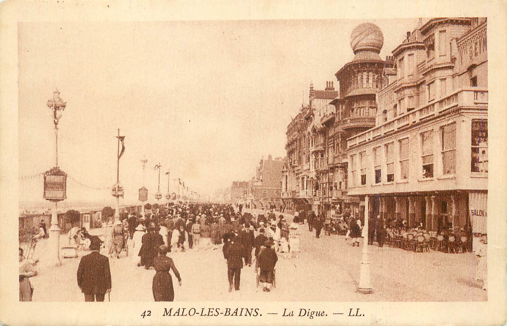 CPA Malo les Bains La Digue