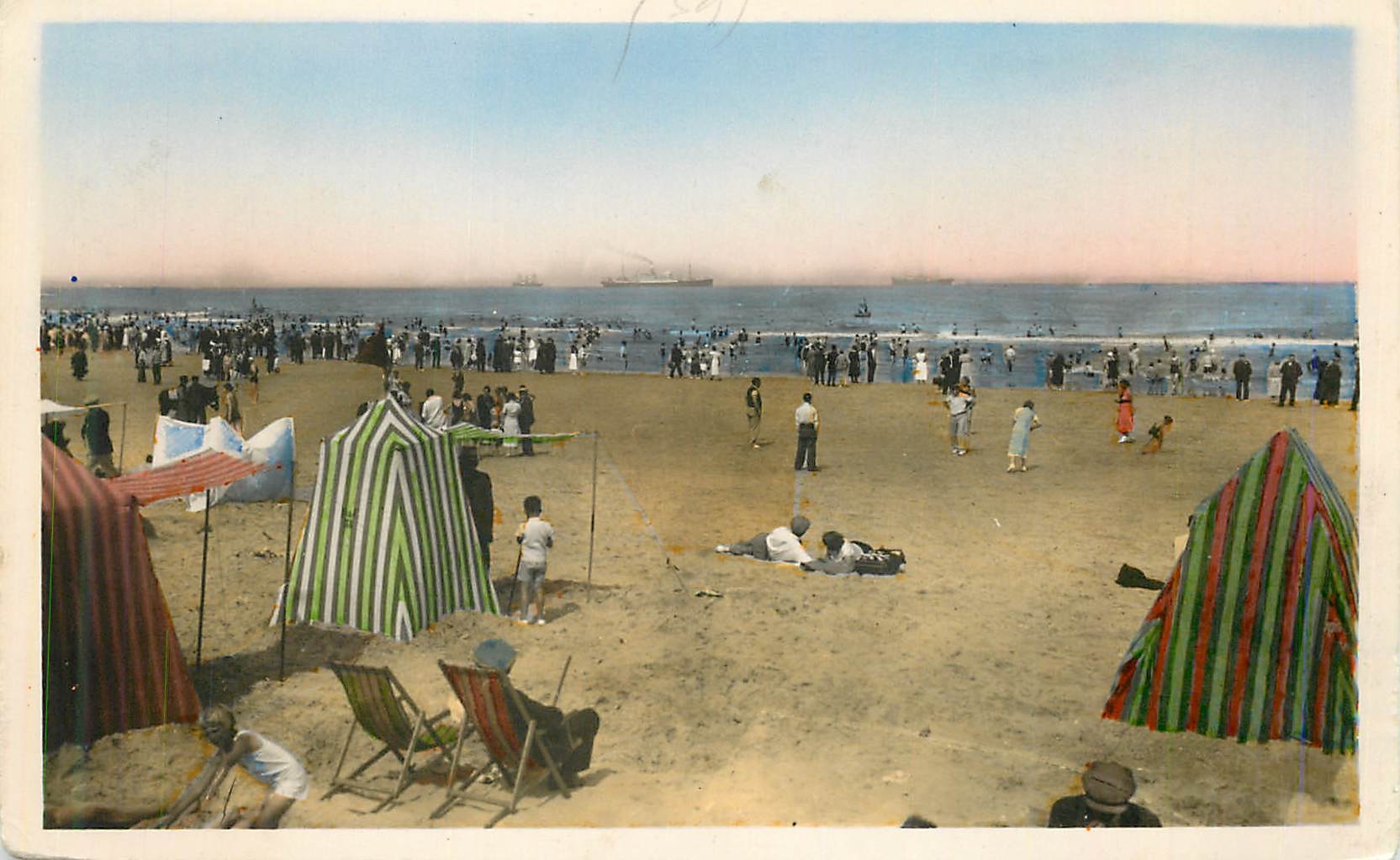 CPM Malo les Bains Vue sur la Plage