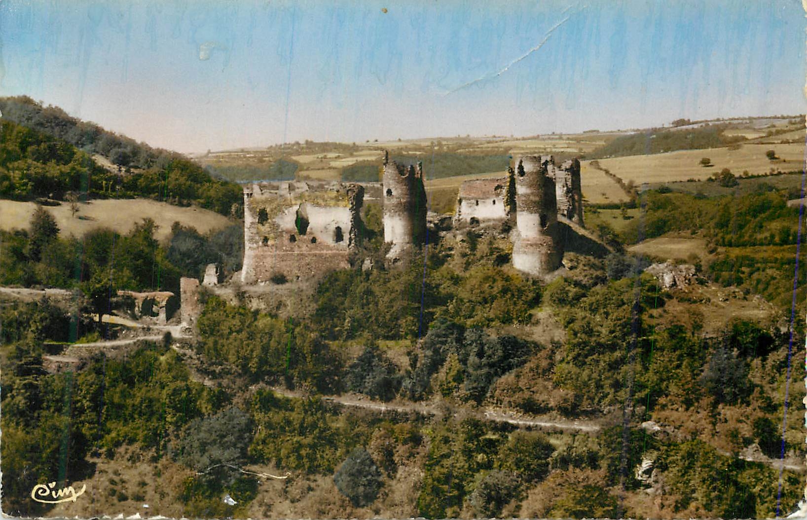 CPM Vallee de la Sioule Chateau Rocher