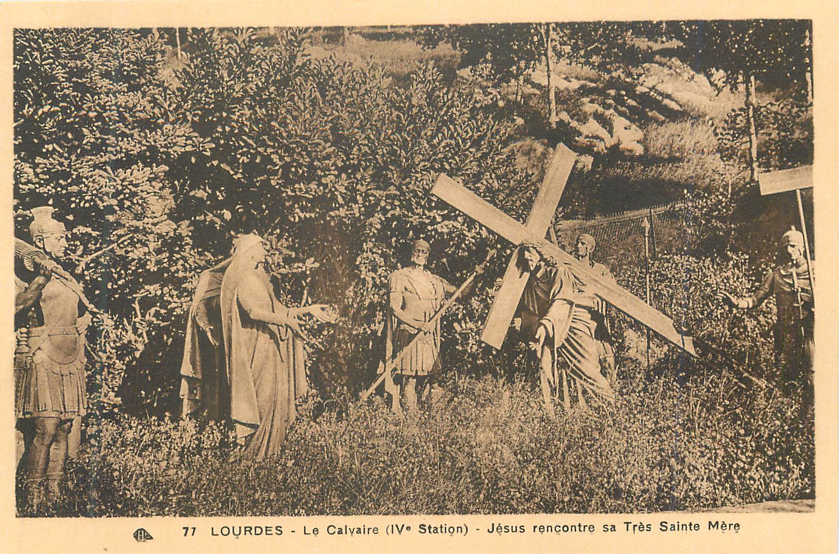 CPA Lourdes le Calvaire (IVe station) Jesus Rencontre sa Tres Sainte Mere