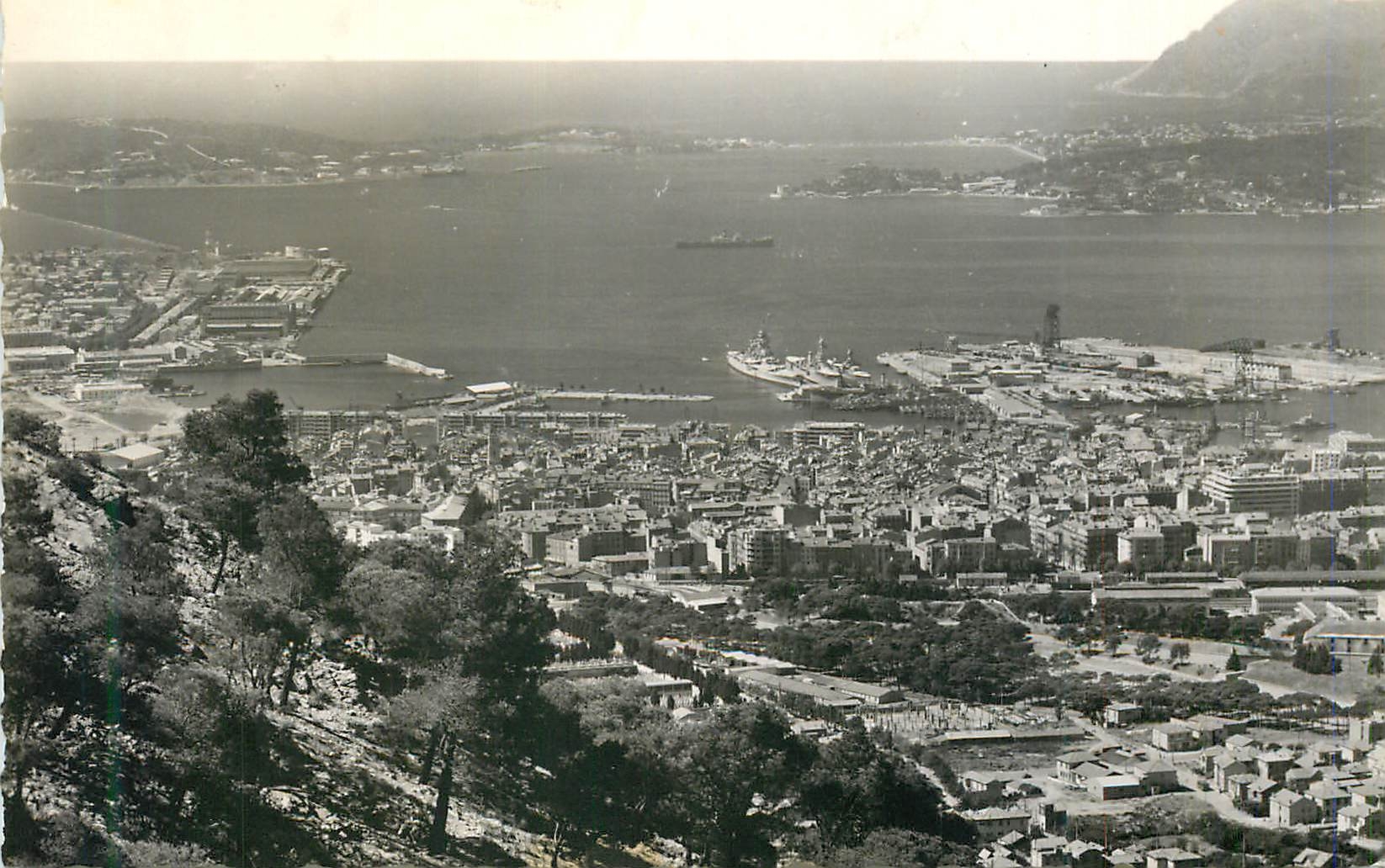 Vue générale sur le port et la grande rade — Toulon — Éditions SEPT