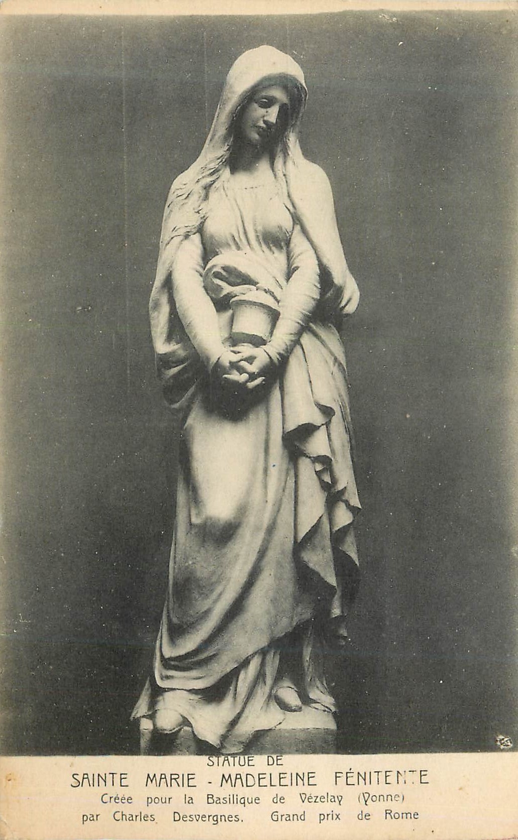 Statue de Sainte Marie-Madeleine Fénitente — Créée pour la Basilique de Vézelay (Yonne) par Charles Desvergnes, Grand prix de Rome