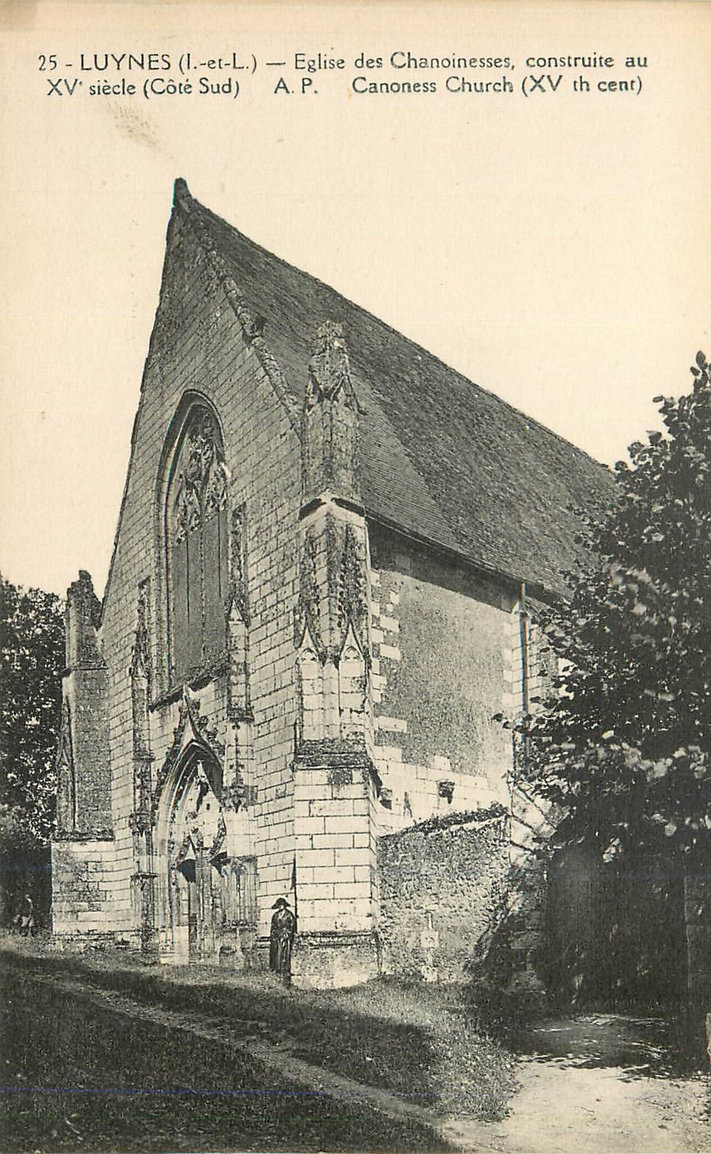 CPA 25 luynes(i et l) eglise des chanoinesses construite au xv siecle(cote sud) a p