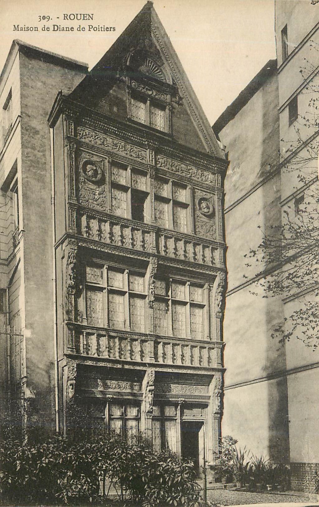 CPA 309 rouen maison de diane de poitiers