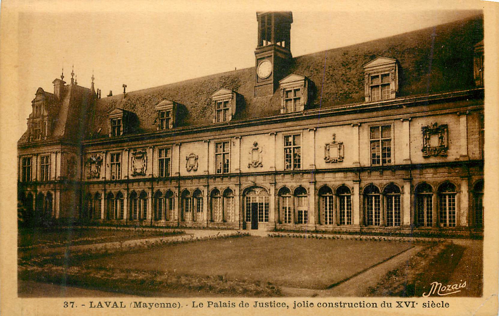 CPA 37 laval(mayenne) le palais de justice jolie construction du xvi siecle