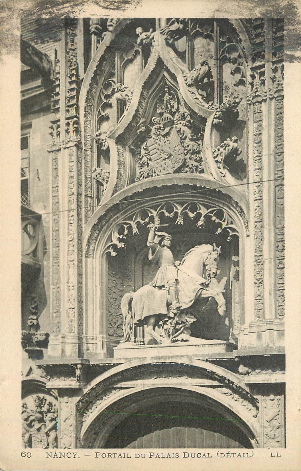CPA 60 nancy portail du palais ducal(detail) ll