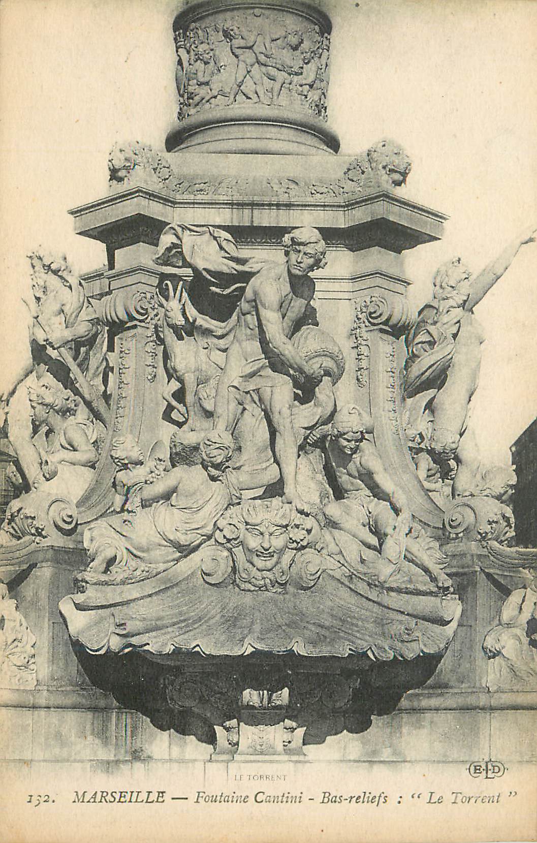 CPA 152 marseille foutaine cantini bas reliefs le torrent