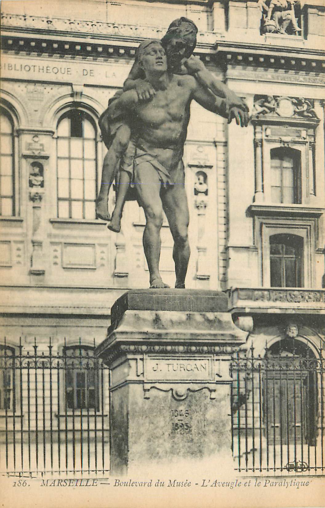 CPA 186 marseille boulevard du musee l aveugle et le paralytique
