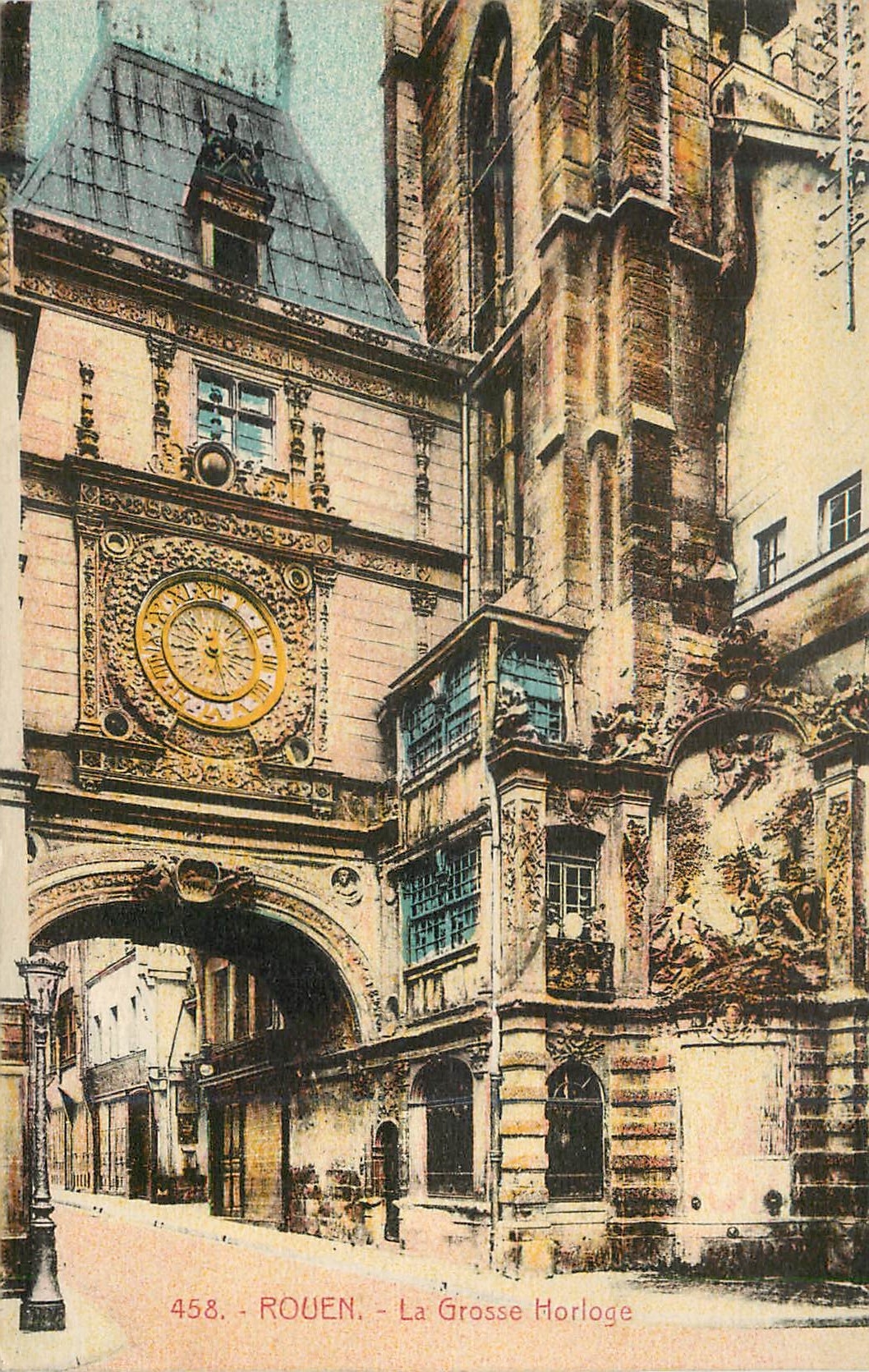 CPA 458 rouen la grosse horloge