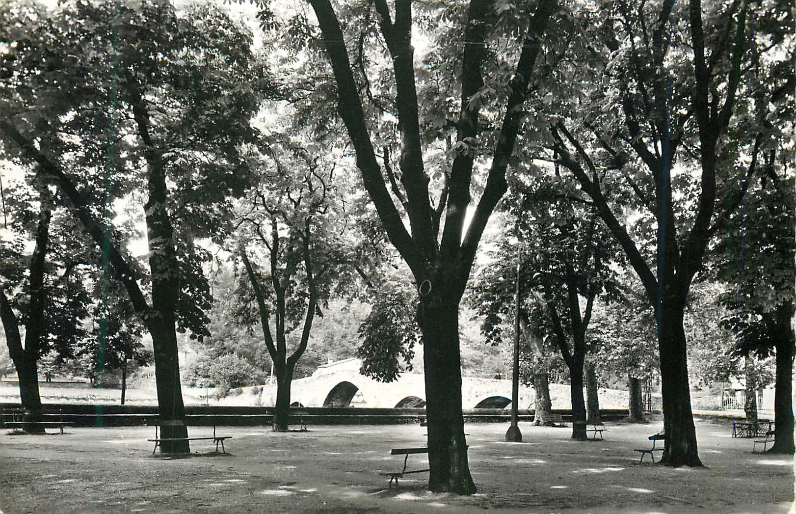 CPM 857 saint jean du gard (gard) la place d armes
