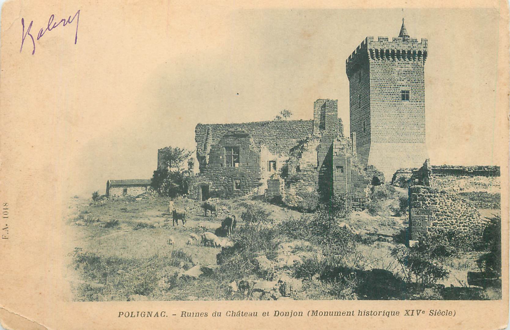 CPA Polignac ruines du chateau et donjon (monument historique xiv siecle)
