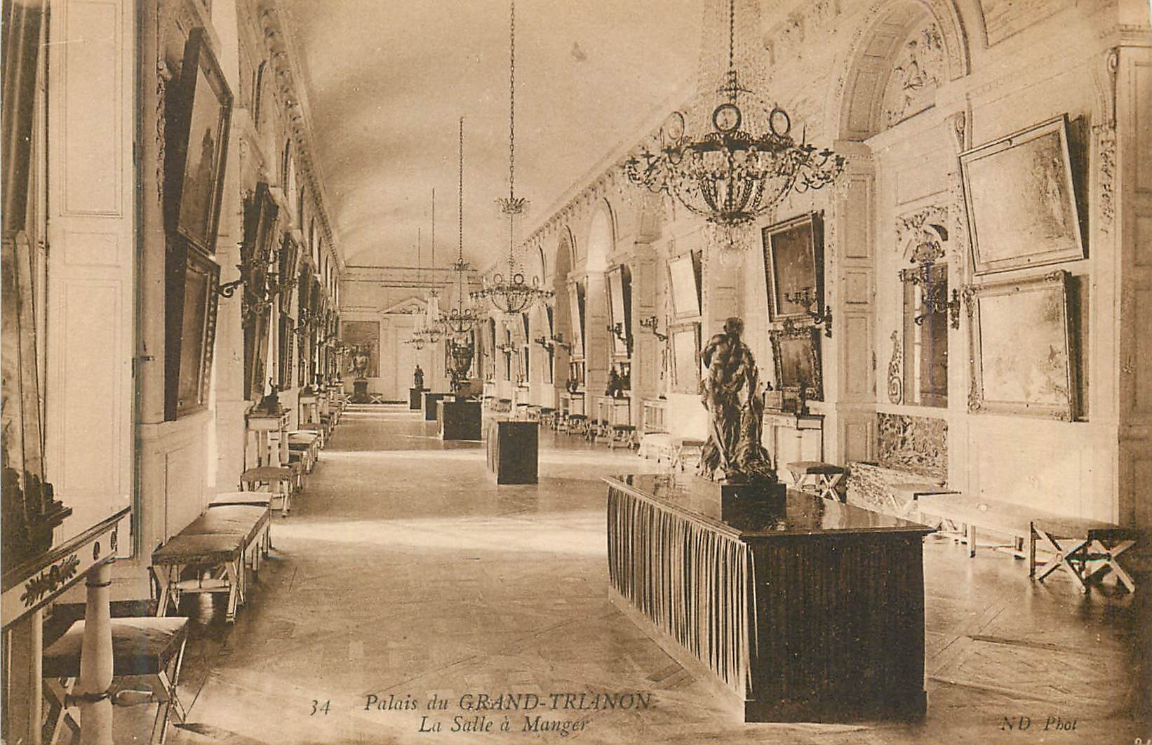 CPA 34 palais du grand trianon la salle a manger