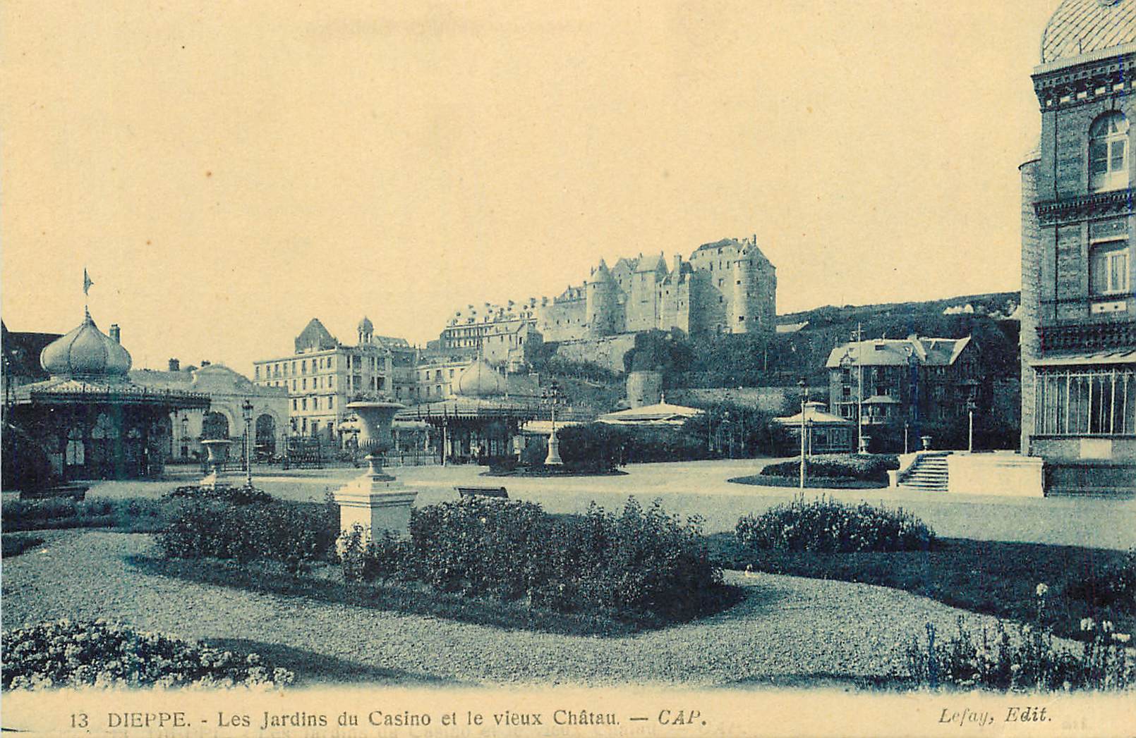 CPA 13 dieppe les jardins du casino et le vieux chateau
