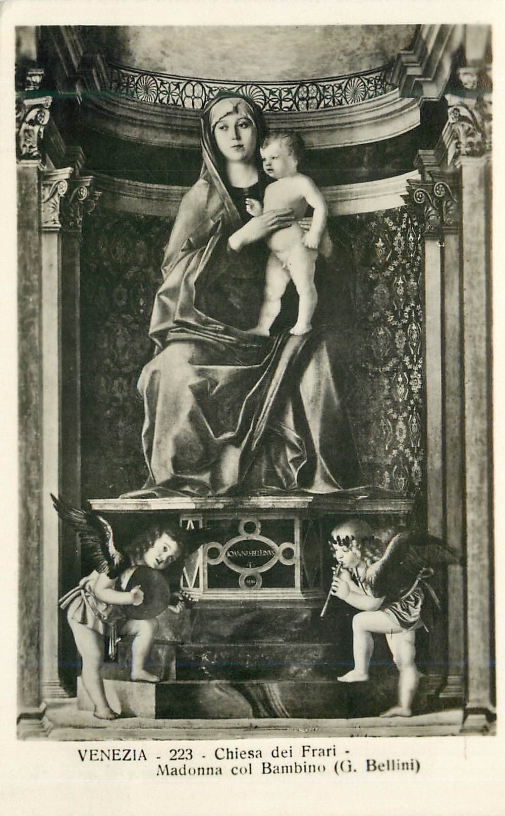 CPM Venezia 223 chiesa dei frari madonna col bambino (g bellini)
