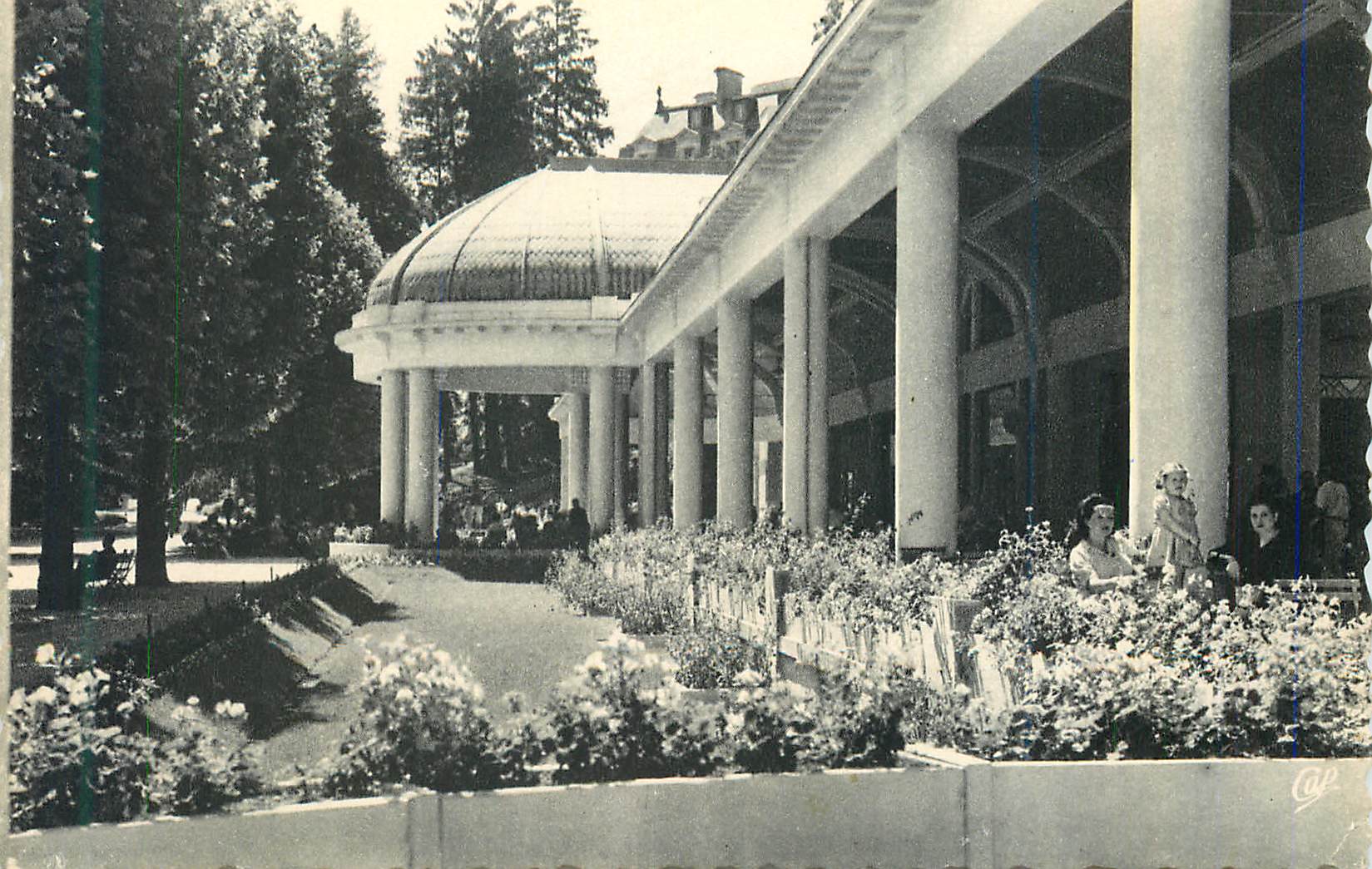 CPA Vitel 73 etablissement thermal et jardins