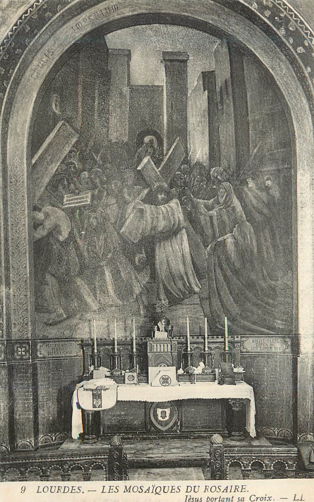 CPA 9 lourdes les mosaiques du rosaire jesus portant sa croix