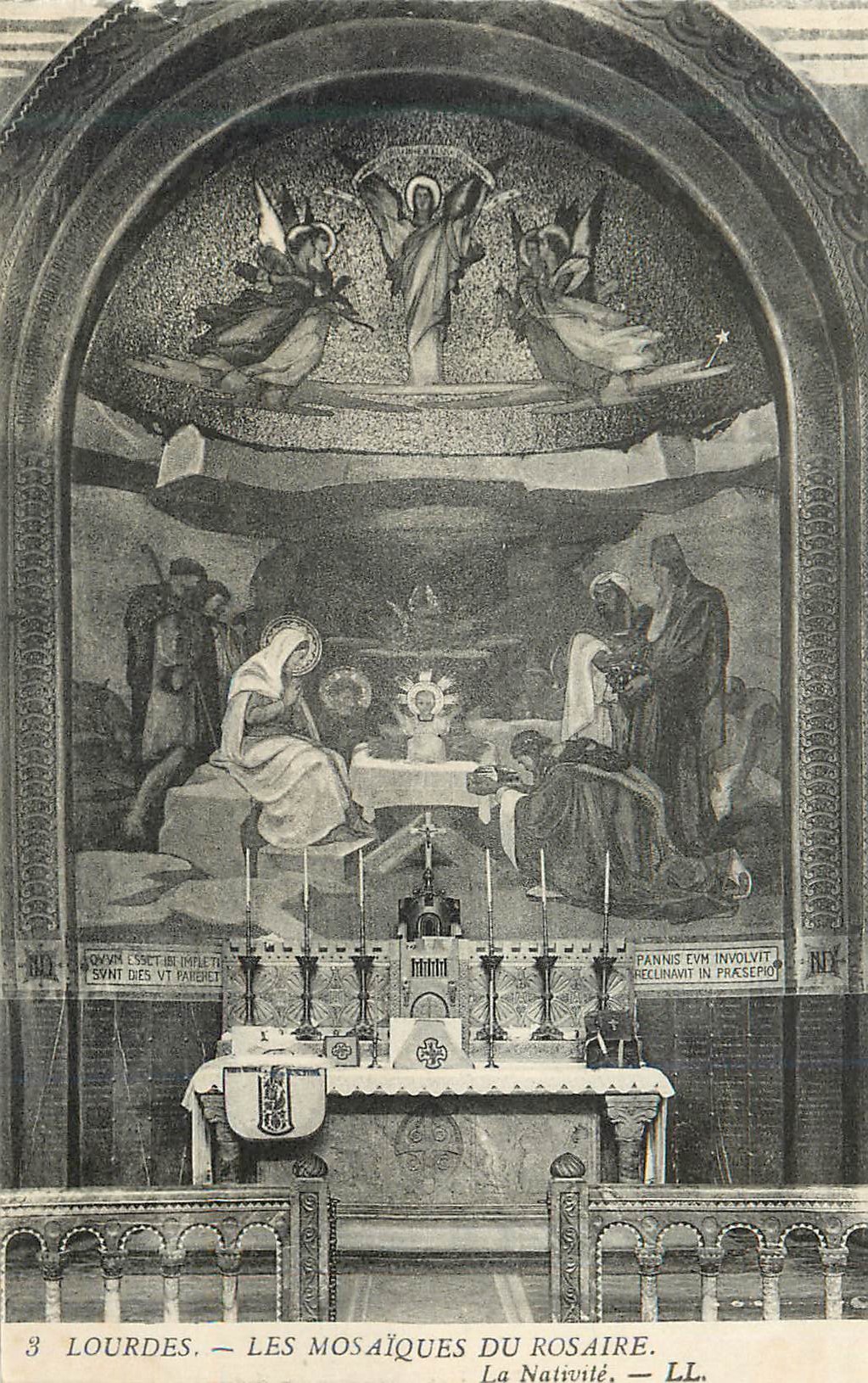 CPA 3 lourdes les mosaiques du rosaire la nativite