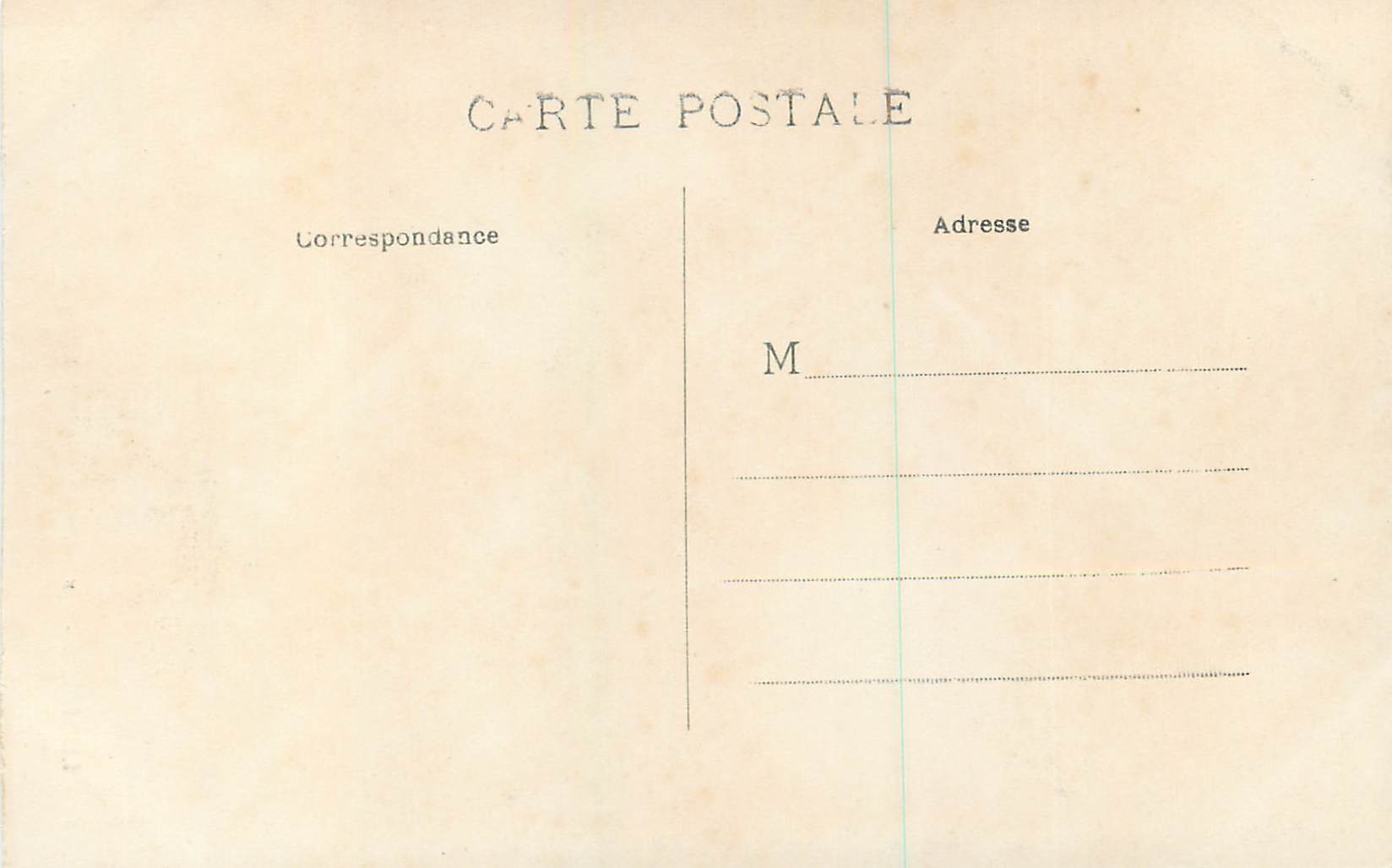 CPA 15 lourdes grottes du loup a 10 minutes de la basilique l obelisque — Verso