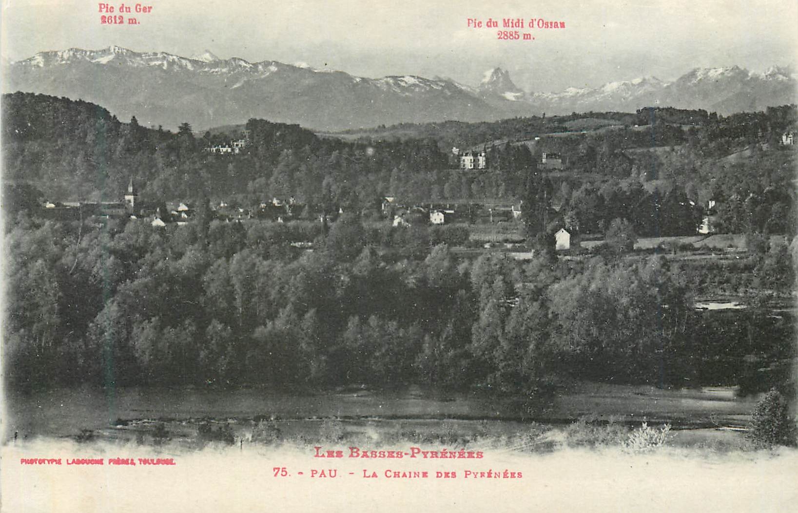 CPA Les basses pyrenees 75 pau la chaine des pyrenees