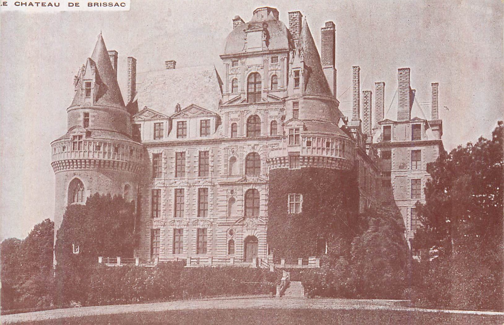 CPA Le chateau de brissac