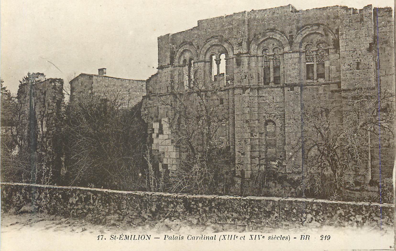 CPA 17 st emilion palais cardinal(xiii et xiv siecles)