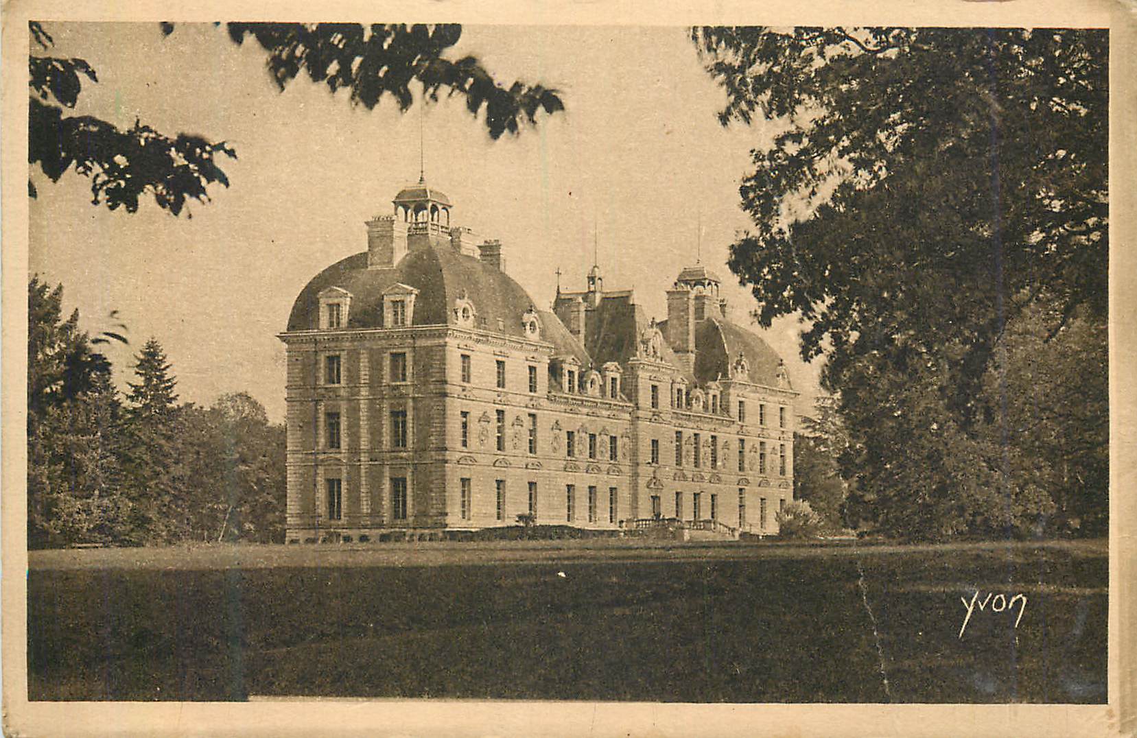 CPA La douce france chateau de la loire chateau de cheverny