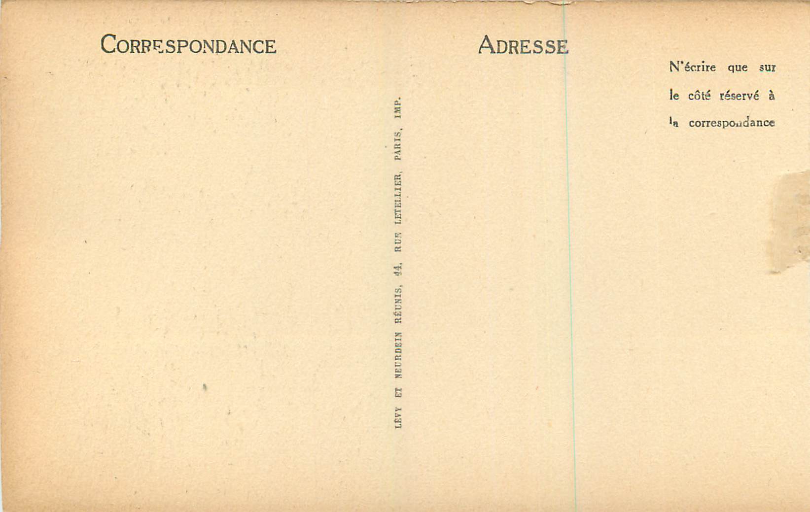 Lisieux — Manoir de la Salamandre (XVIe s.) — Vue vers la Cour — LL — Verso