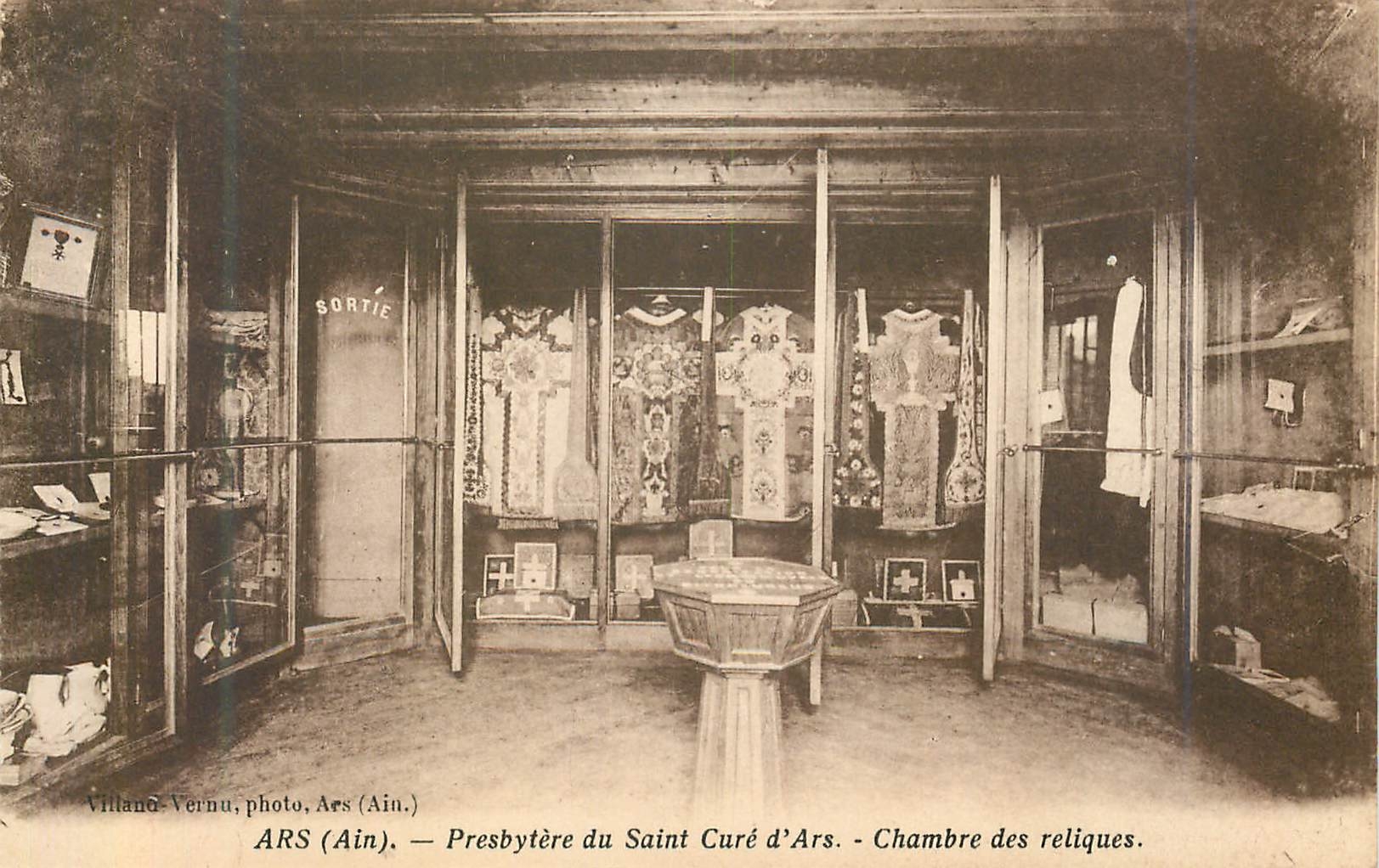 CPA Ars(ain) presbytere du saint cure d ars chambre des reliques