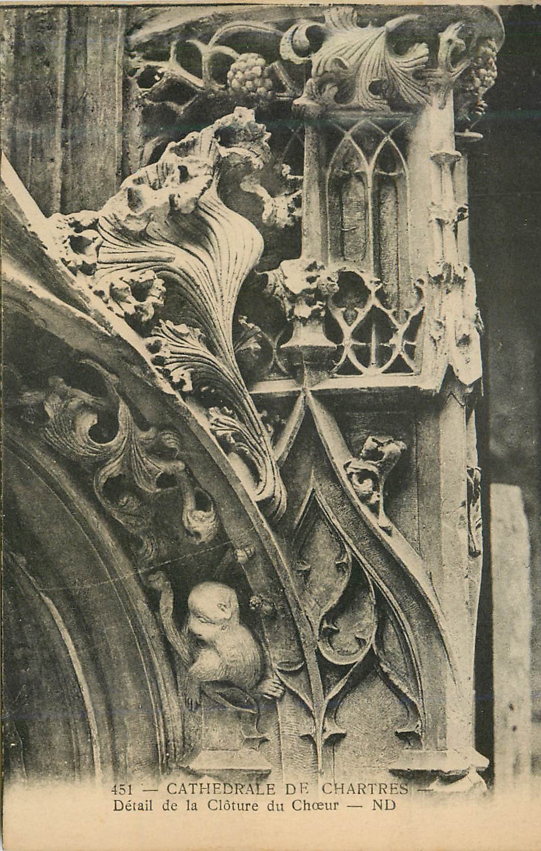 CPA 451 cathedrale de chartres detail de la cloture du choeur