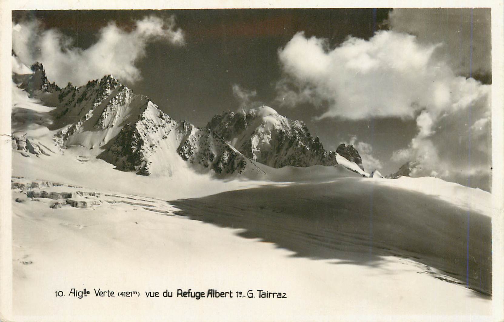 CPM 10 aigle verte (4121m) vue du refuge albert 1 er g tairraz