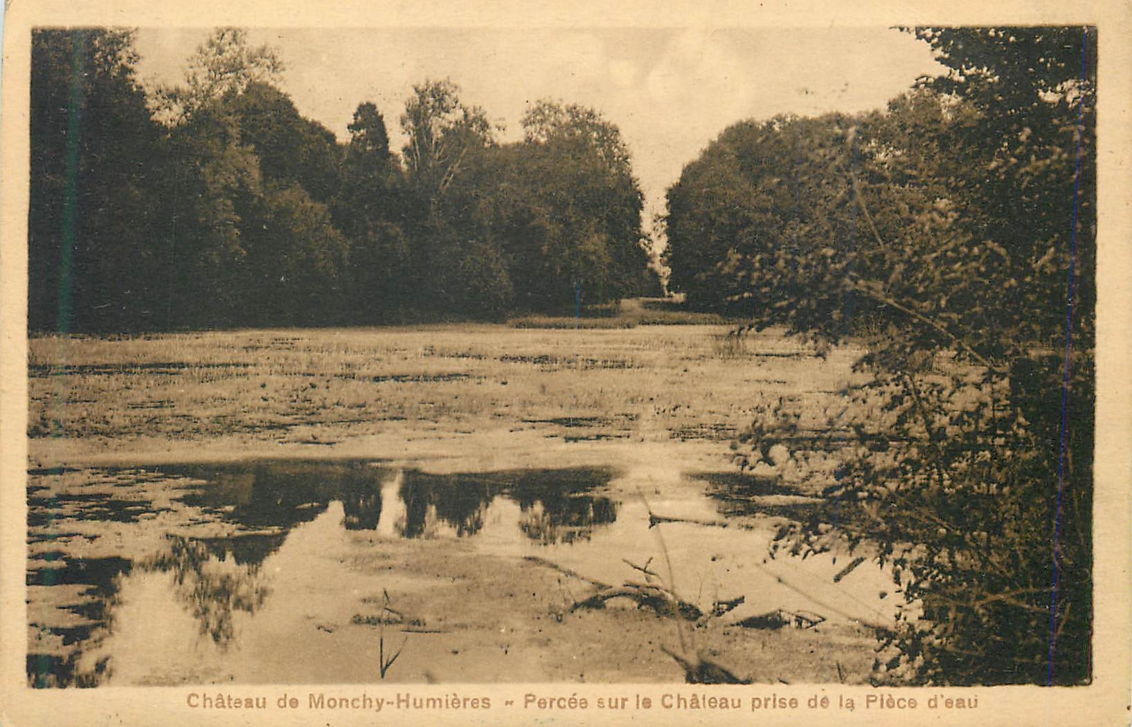 CPA Chateau de monchy humiere percee sur le chateau prise de la place d eau