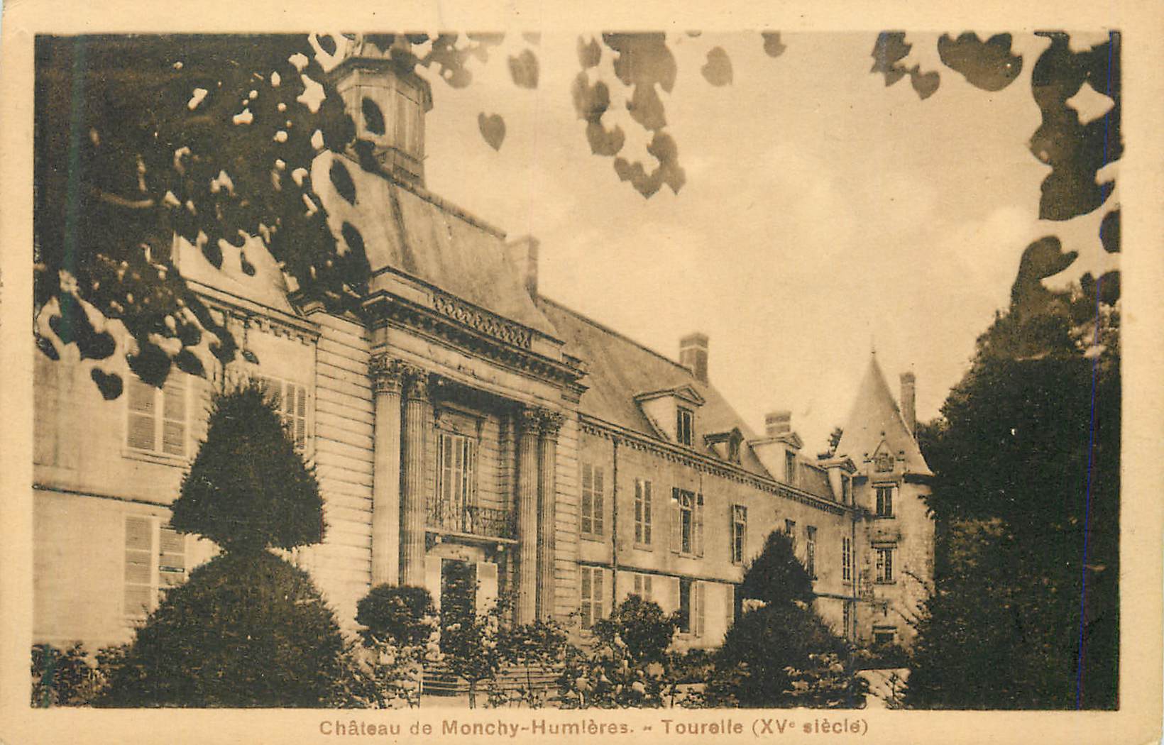 CPA Chateau de monchy humiere tourelle (xv siecle)