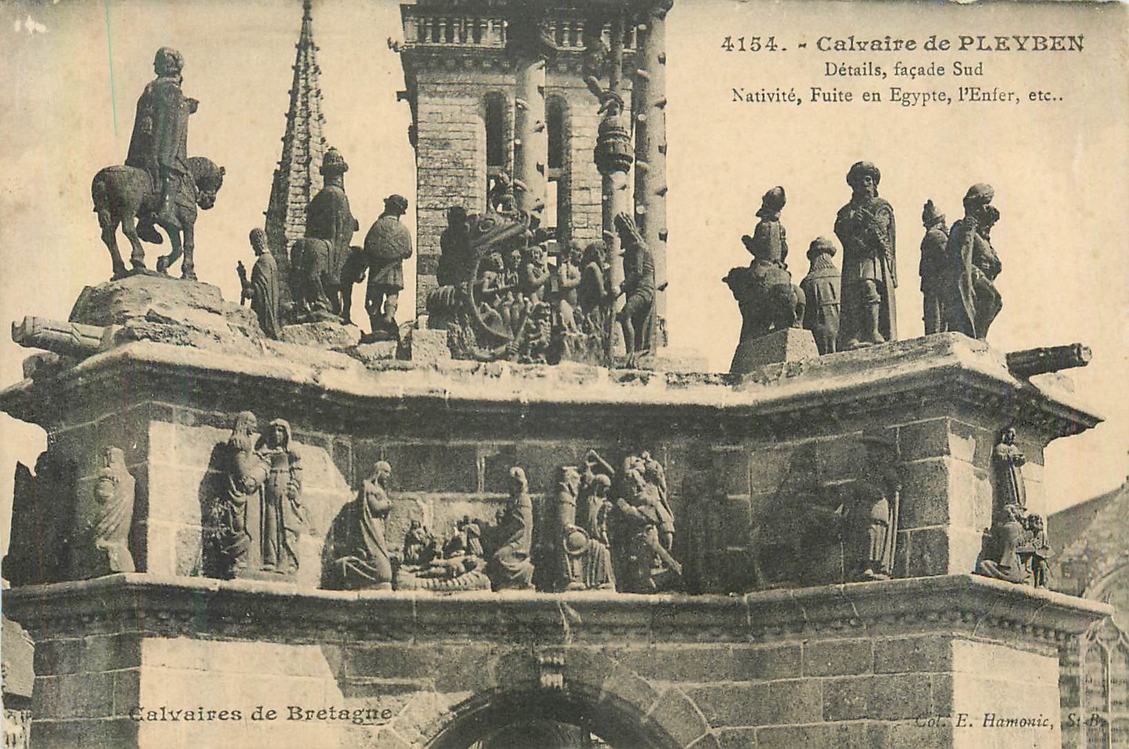 CPA 4154 calvaire de pleyben details facade sud