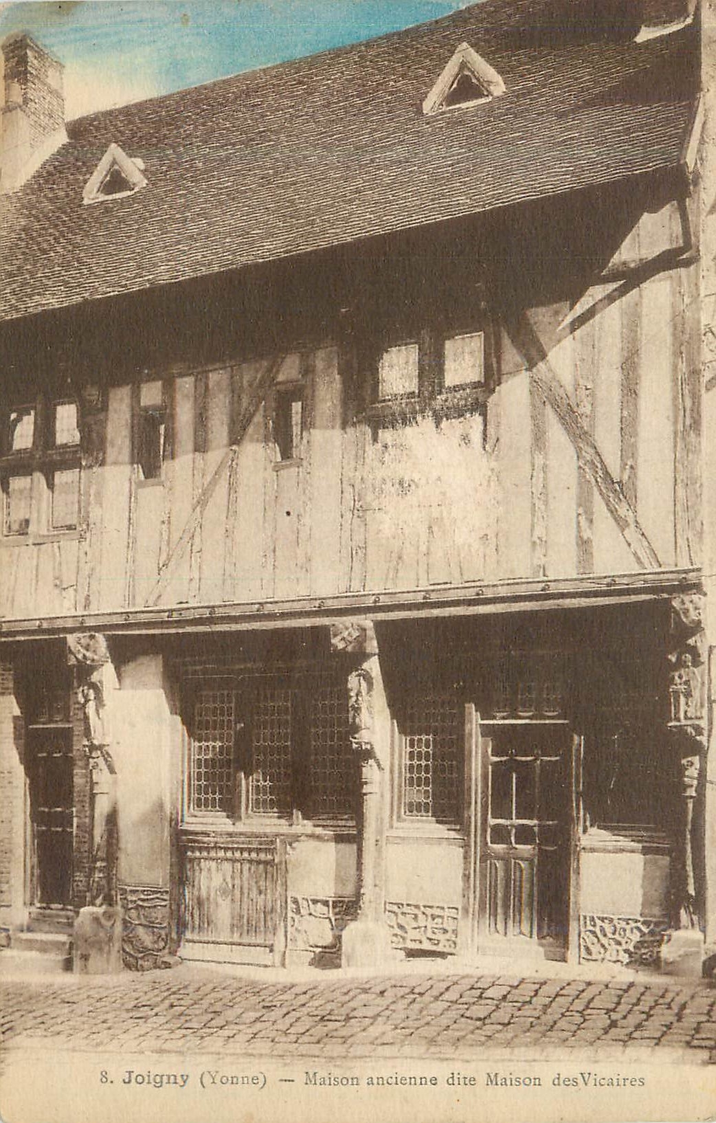 CPA 8 joigny (yvonne) maison ancienne dite maison des vicaires