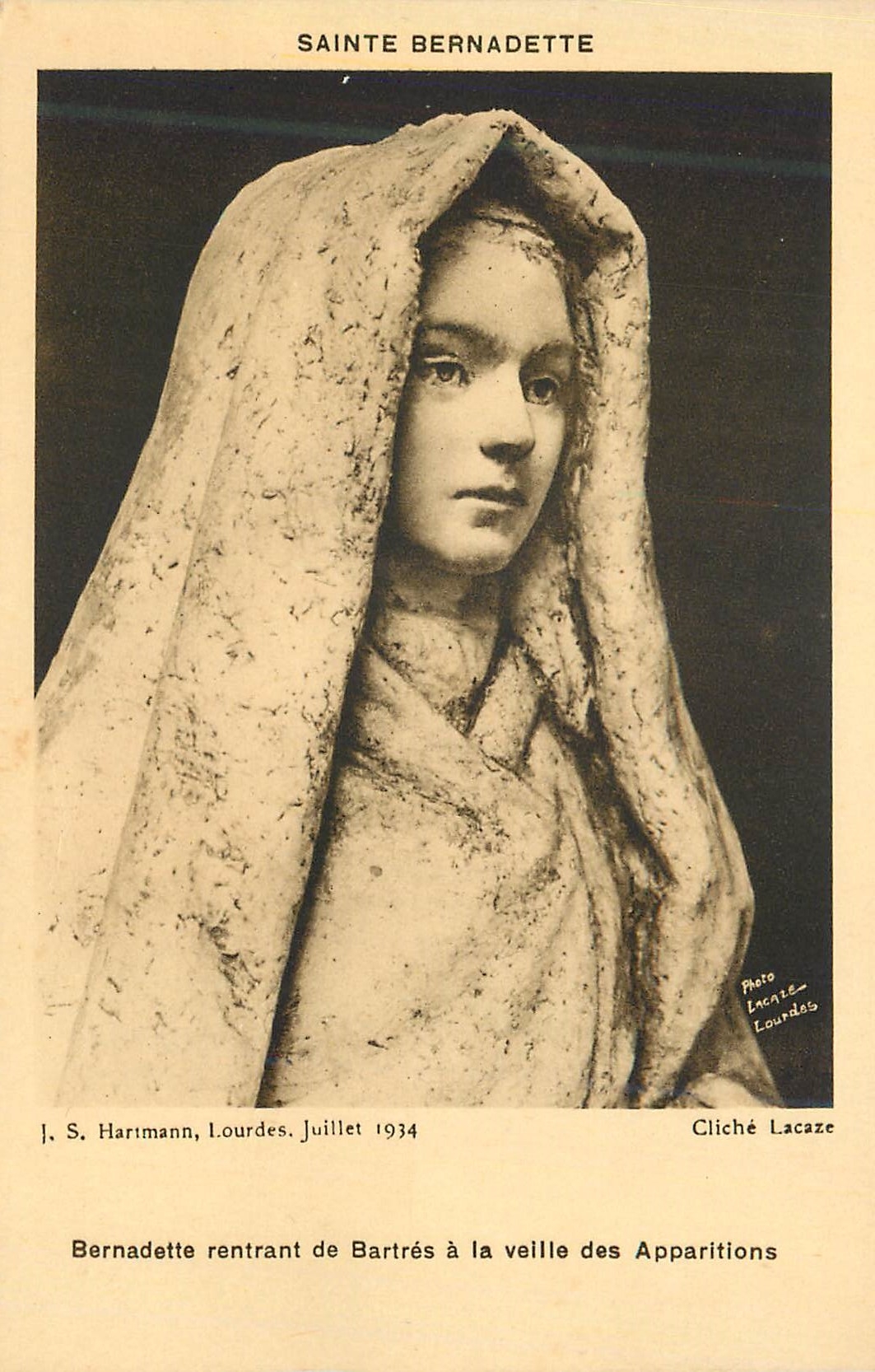 CPA Sainte bernadette rentrant de bartres a la veille des apparitions