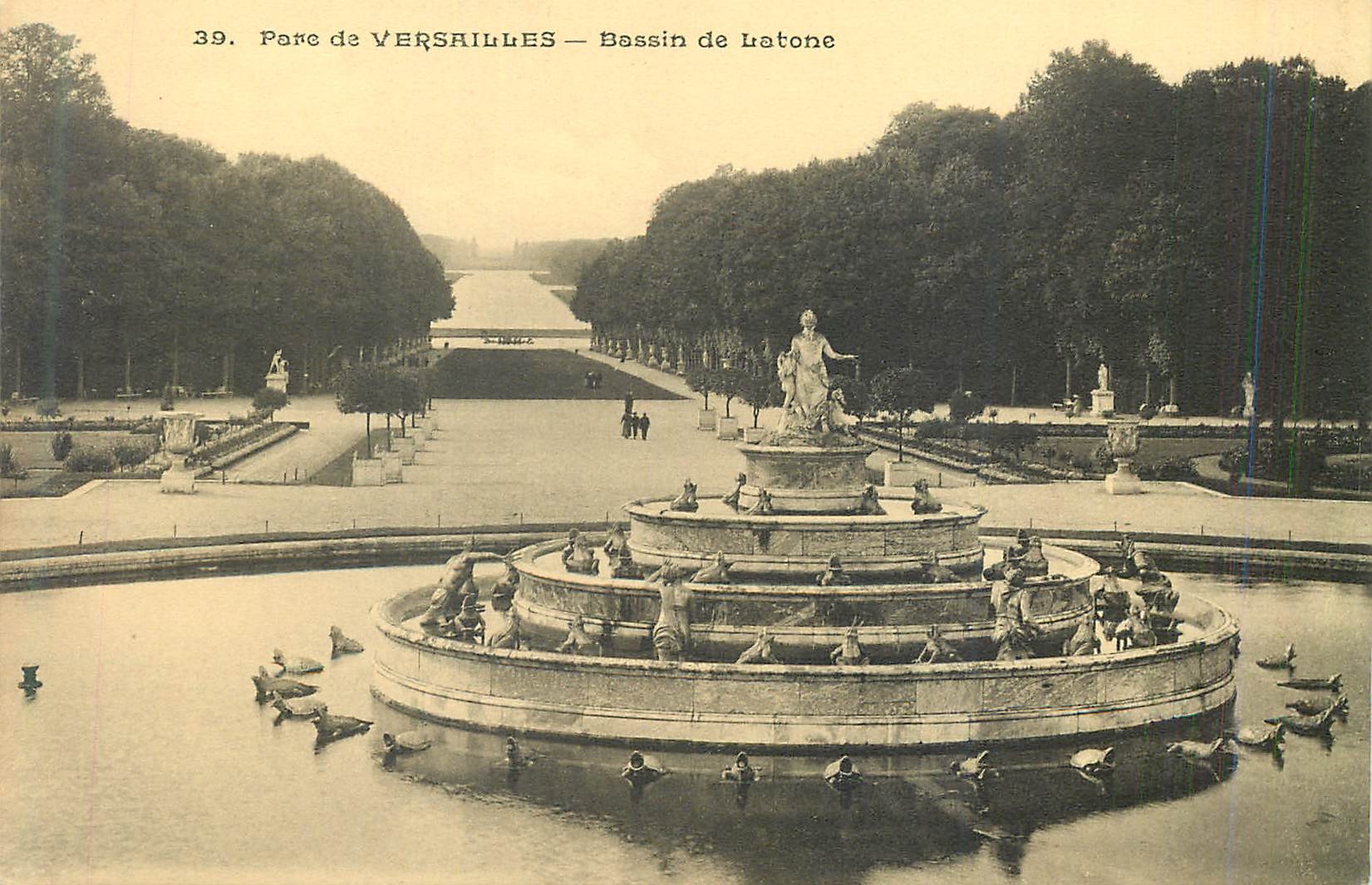 Parc de VERSAILLES — Bassin de Latone — Héliotypie A. Bourdier