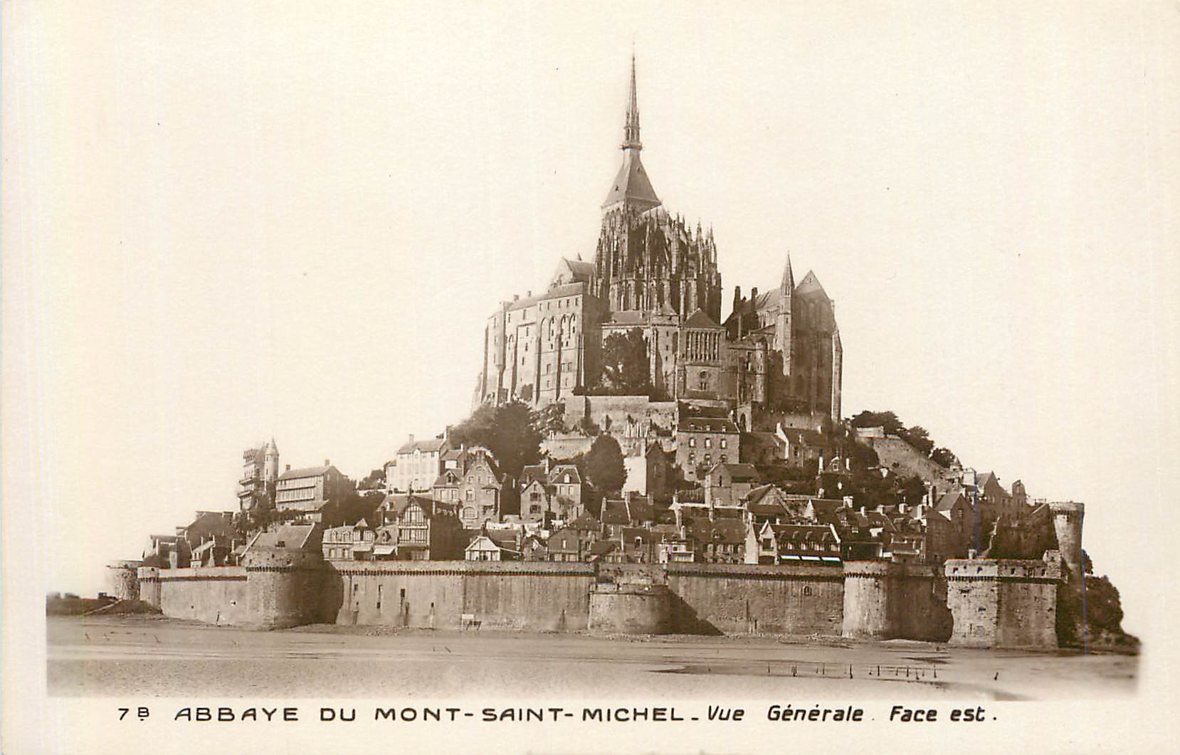 Abbaye du Mont-Saint-Michel — Vue Générale. Face est. — Édition des Monuments Historiques au Grand Palais, Paris — n°78