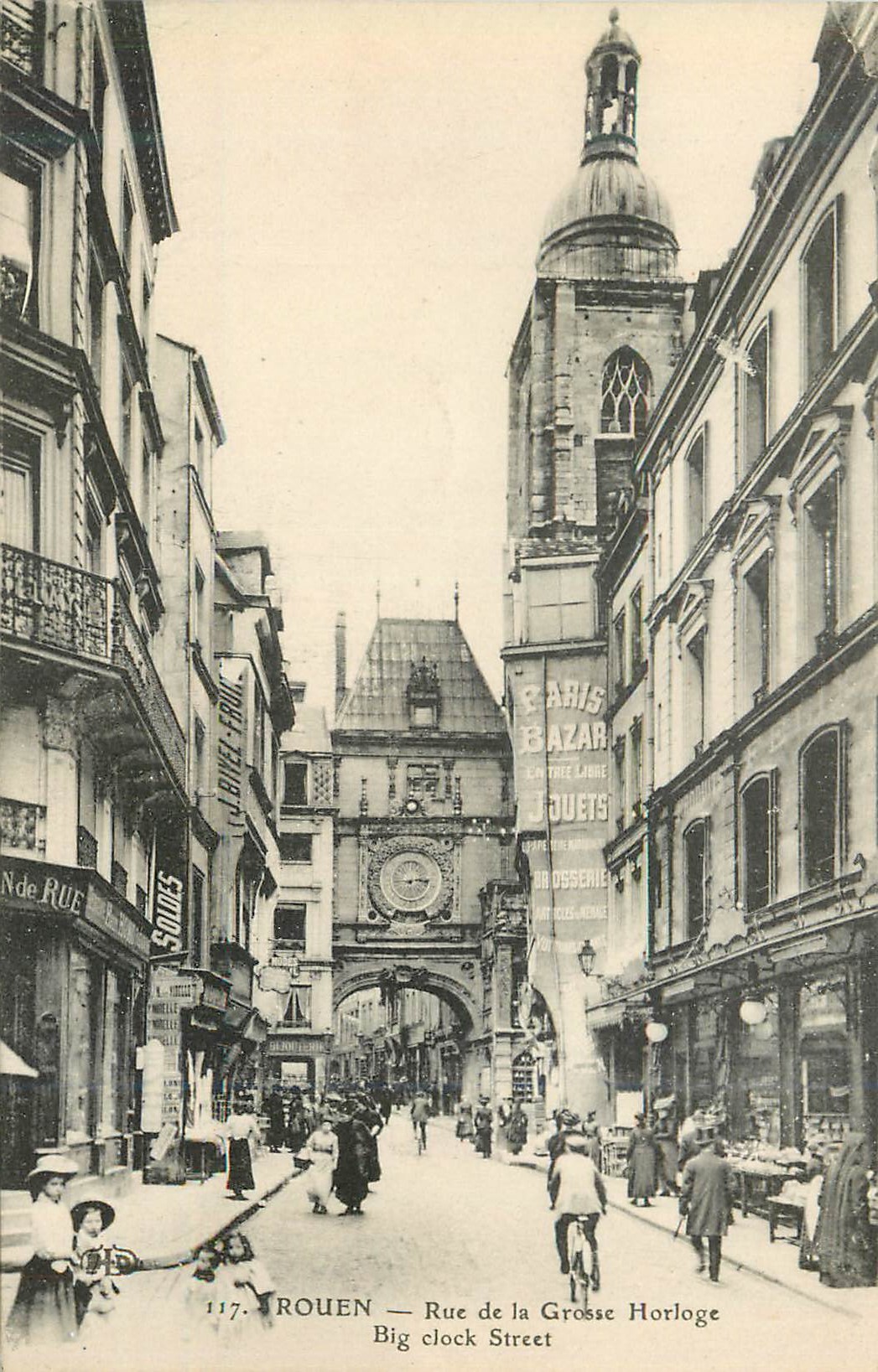 CPA 117 rouen rue de la grosse horloge