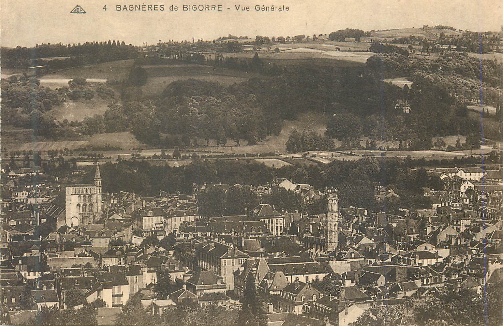 Bagnères-de-Bigorre - Vue Générale — Éditeur CPA