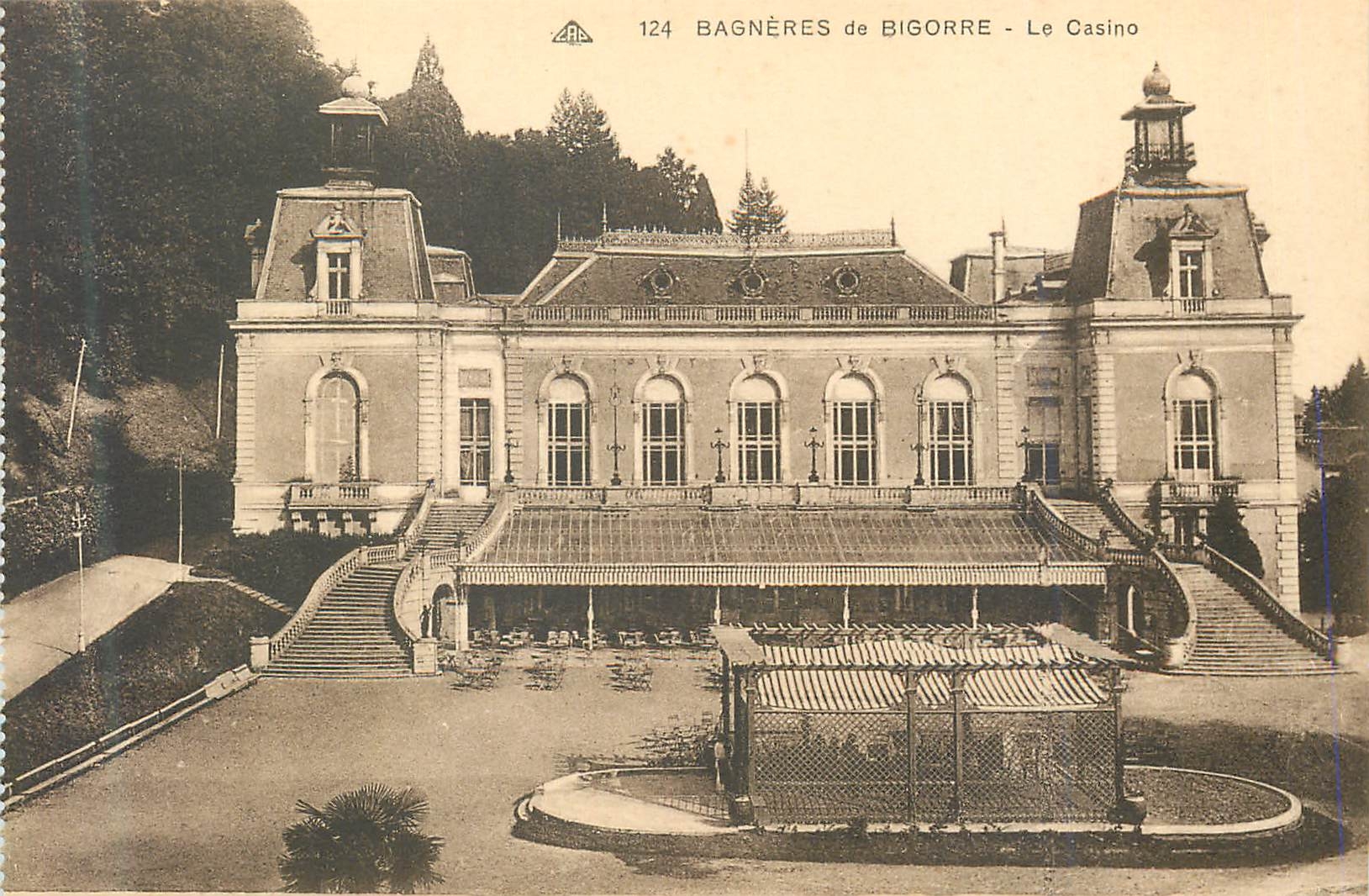 Bagnères-de-Bigorre - Le Casino — CPA n°124, éditeur CPA
